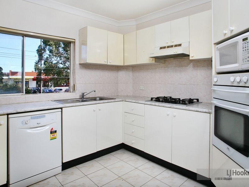 9/1 Lloyds, Carlingford NSW 2118