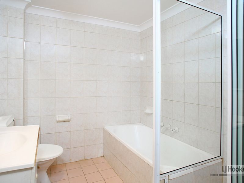 9/1 Lloyds, Carlingford NSW 2118