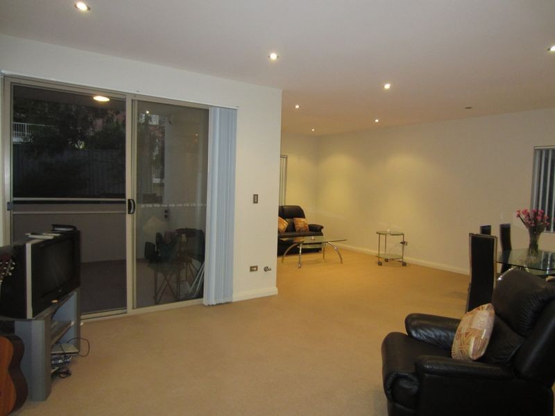 10/1-7 Young Road, Carlingford NSW 2118