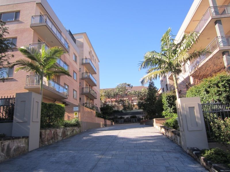 8/1-7 Young Road, Carlingford NSW 2118