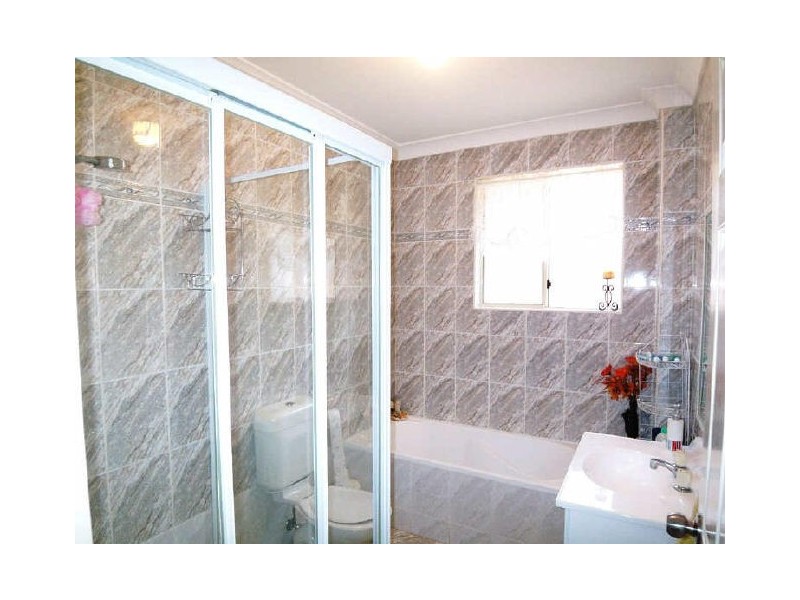 7/64 Constitution Rd (Entry from Michelle Dr), Wentworthville NSW 2145