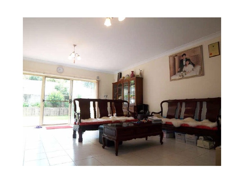 8/26 Honiton Avenue, Carlingford NSW 2118