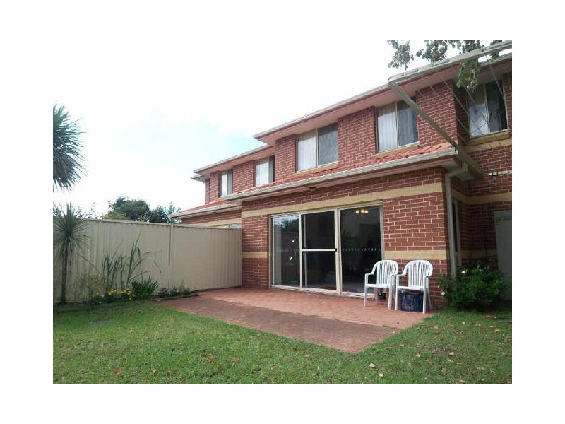 8/26 Honiton Avenue, Carlingford NSW 2118