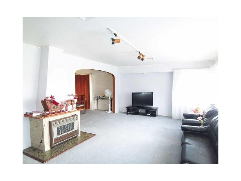 5 Arcadian Circuit, Carlingford NSW 2118