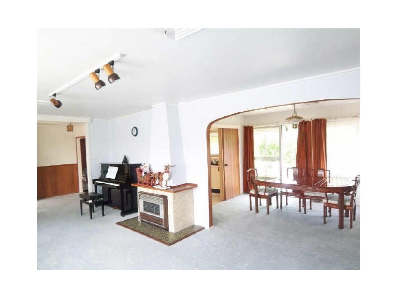 5 Arcadian Circuit, Carlingford NSW 2118