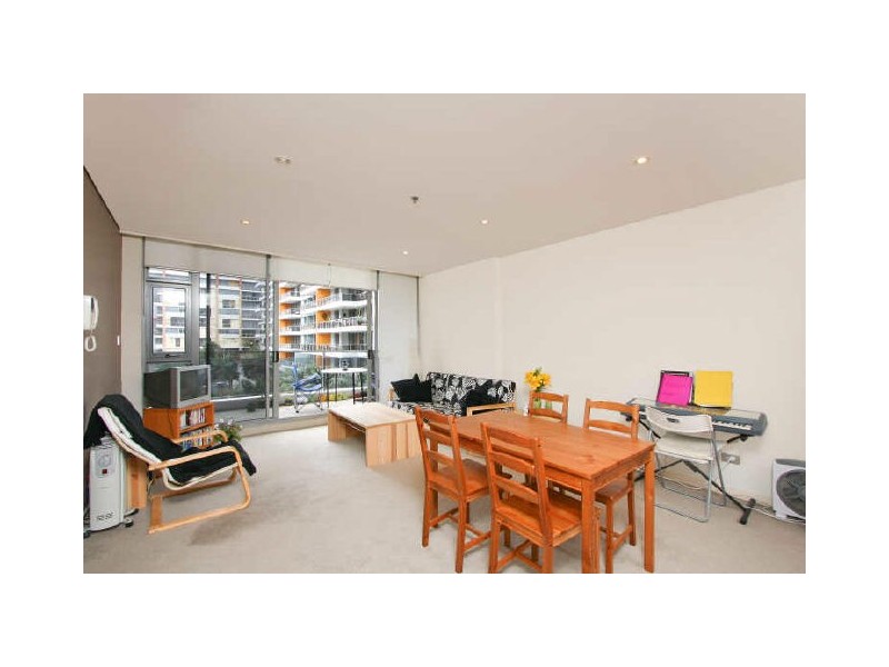 420/2 Lachlan Street, Waterloo NSW 2017