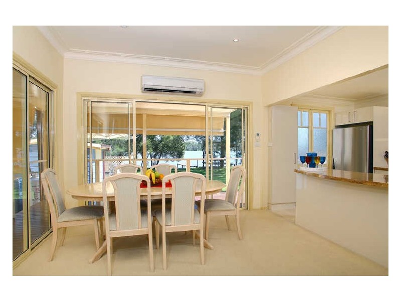 79 Lake Street, Toronto NSW 2283