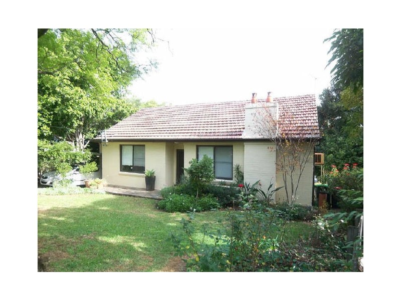 4 Alanas Avenue, Oatlands NSW 2117