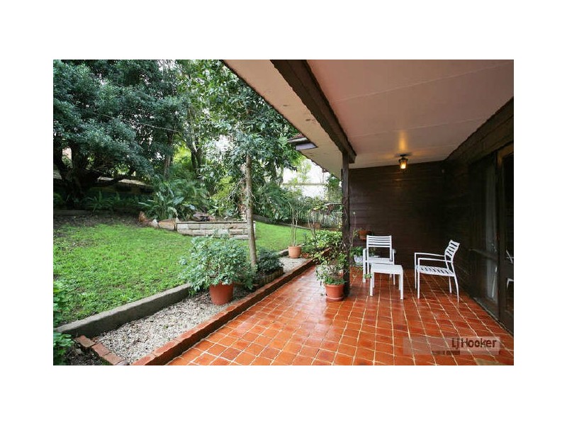 8 Manning Parade, Dundas Valley NSW 2117