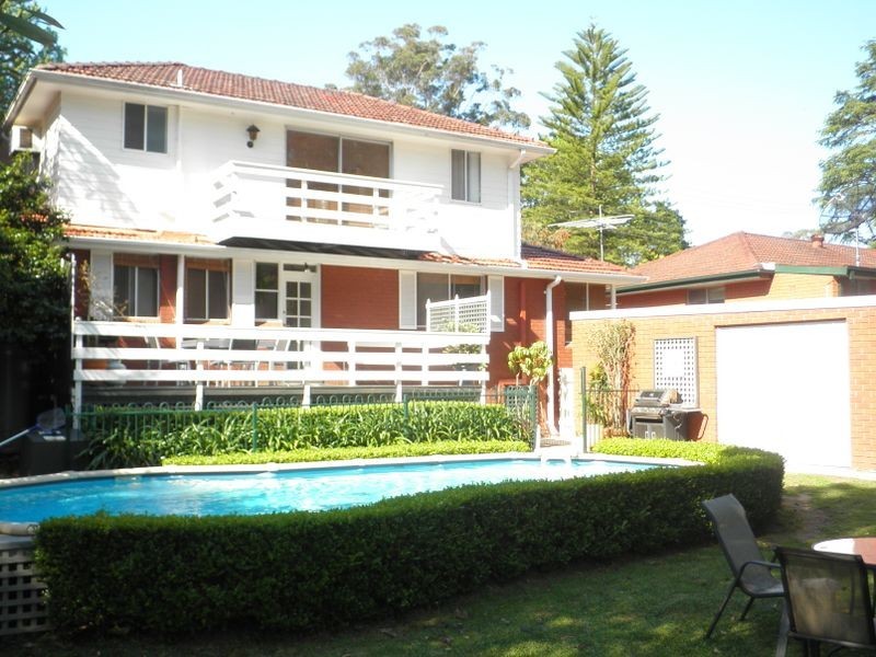 4 Lasburn Crescent, Carlingford NSW 2118