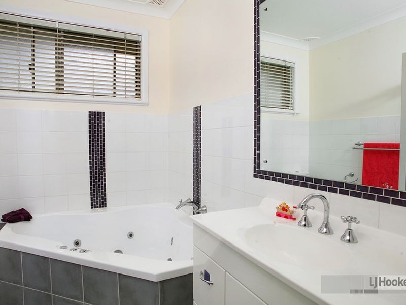 10 Yarralumla Drive, Carlingford NSW 2118