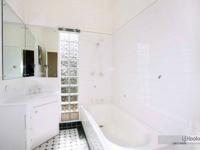 16 Rippon Avenue, Dundas NSW 2117