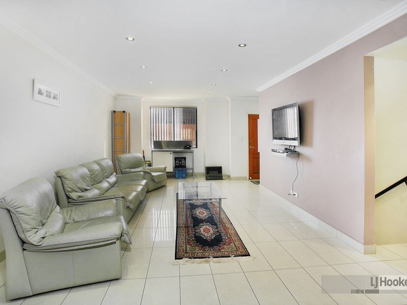 12/210 Pennant Hills Road, Oatlands NSW 2117