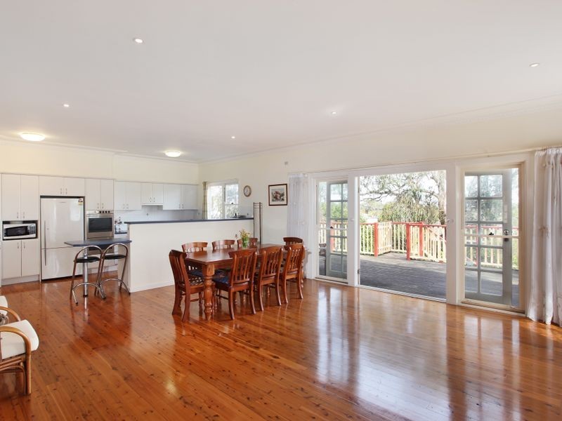 2 Lind Avenue, Oatlands NSW 2117