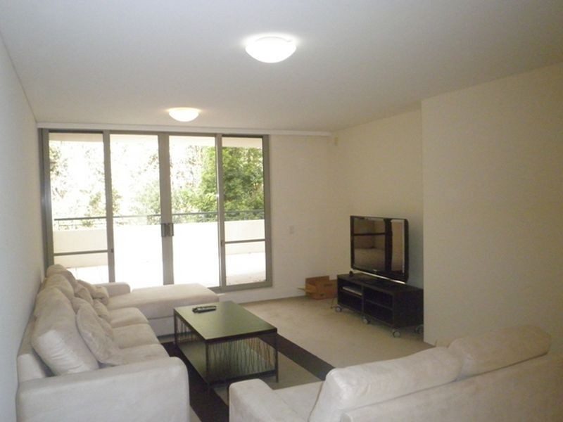 8/3 Owens Avenue, Newington NSW 2127