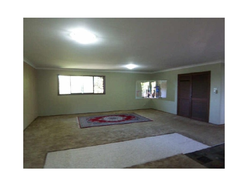 28 Kerrie Road, Oatlands NSW 2117