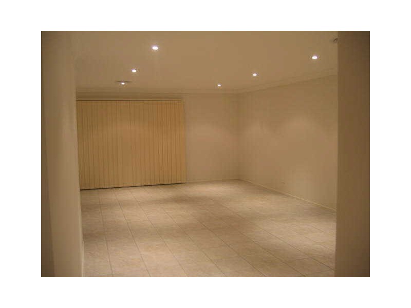 14 Broxbourne Street, Westmead NSW 2145