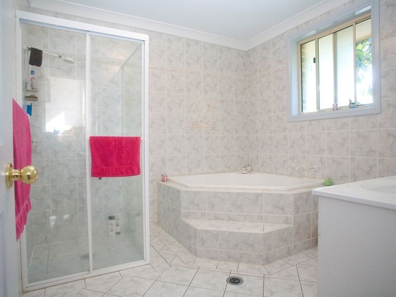 4/11 Wyoming, Oatlands NSW 2117