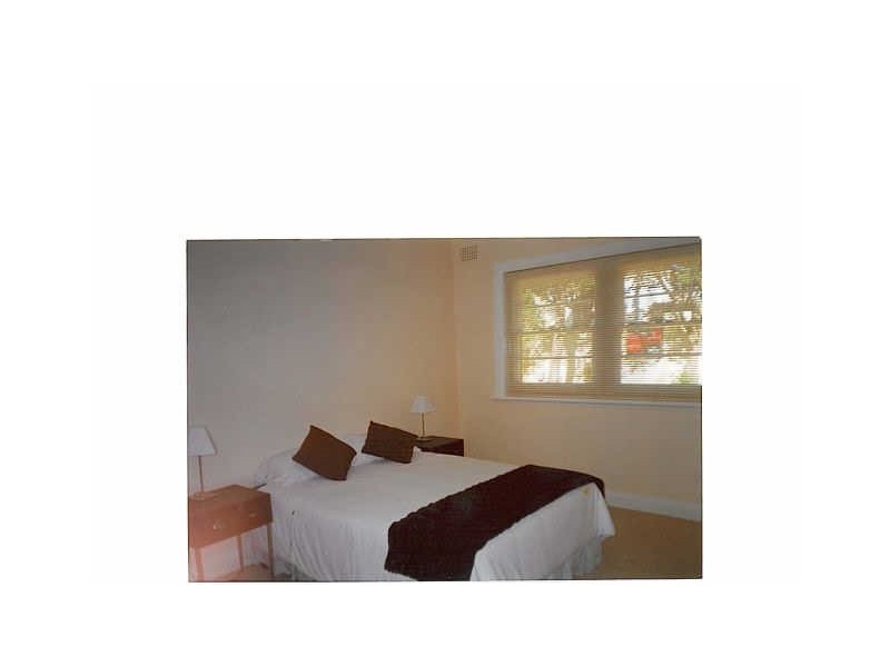 17 Raeburn Avenue, Castlecrag NSW 2068