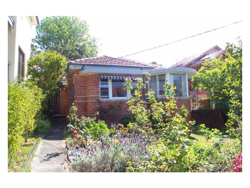 24 Rutland Avenue, Castlecrag NSW 2068