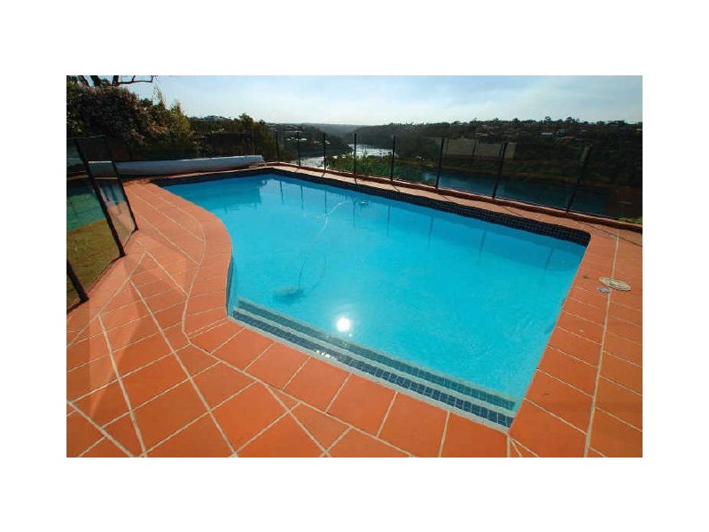 121 Neerim Rd, Castle Cove NSW 2069