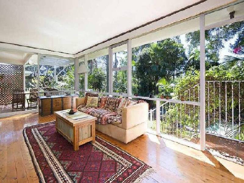 3 Glenroy Avenue, Middle Cove NSW 2068