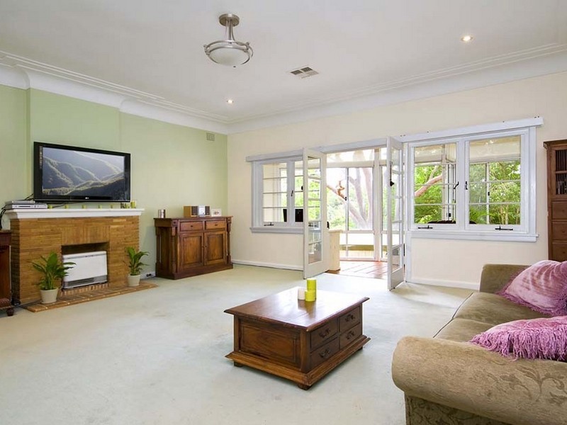 6 Barana Parade, Roseville Chase NSW 2069