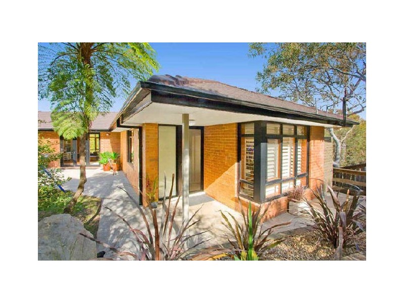 12 Cawarrah Road, Middle Cove NSW 2068
