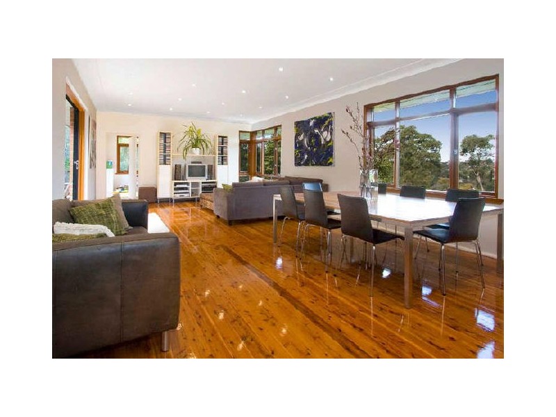 12 Cawarrah Road, Middle Cove NSW 2068