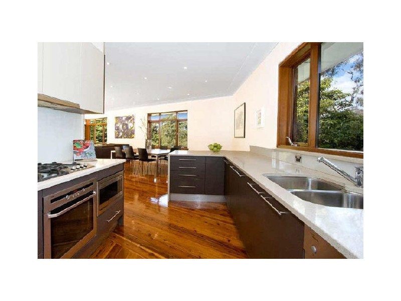 12 Cawarrah Road, Middle Cove NSW 2068