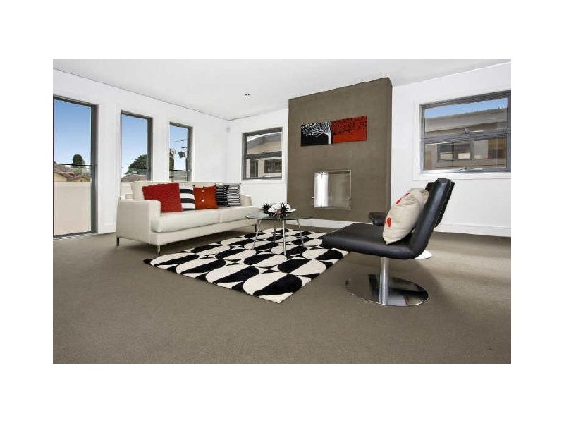 11 Raeburn Avenue, Castlecrag NSW 2068