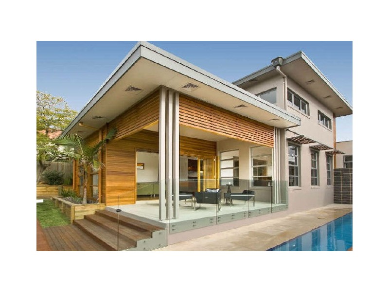 11 Raeburn Avenue, Castlecrag NSW 2068