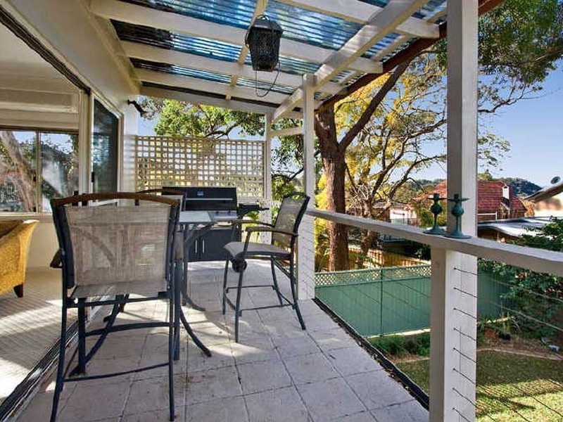 25 Raeburn Avenue, Castlecrag NSW 2068