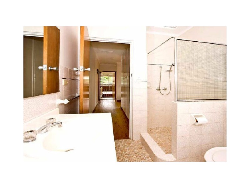 6 Allambie Road, Castle Cove NSW 2069