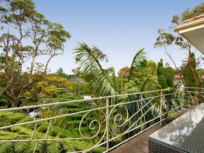 1 The Lee, Middle Cove NSW 2068