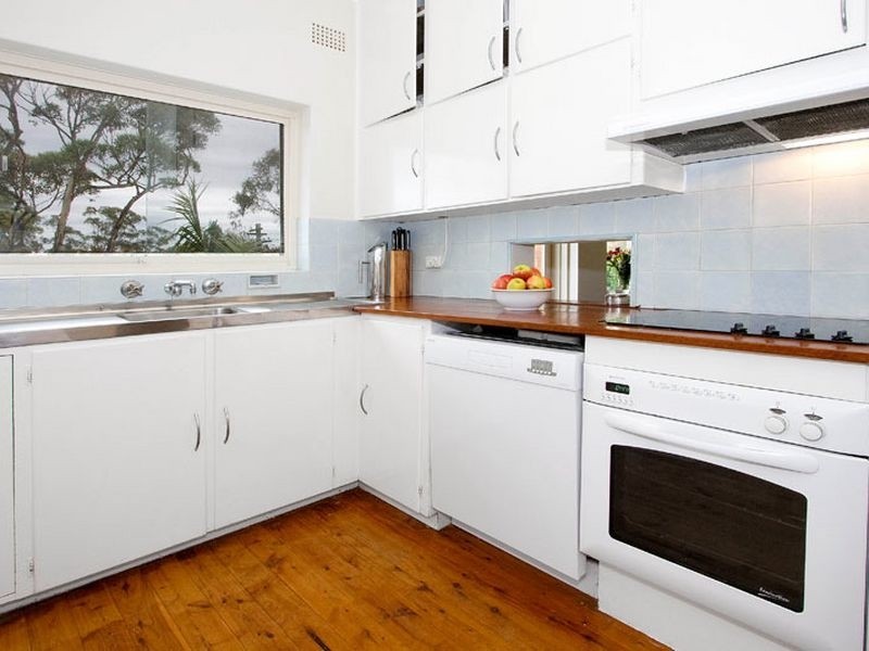 1 The Lee, Middle Cove NSW 2068