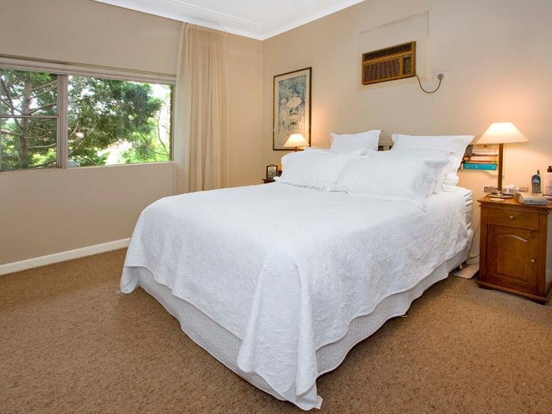 1 The Lee, Middle Cove NSW 2068