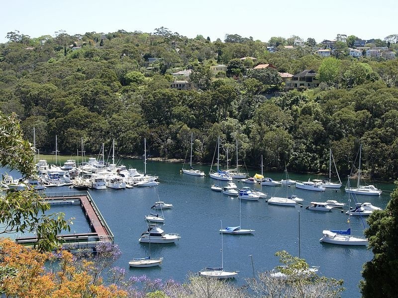 2 Rockley Street, Castlecrag NSW 2068