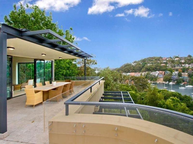 2 Rockley Street, Castlecrag NSW 2068