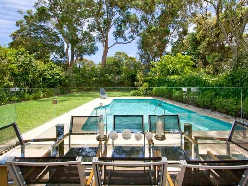 17 The Parapet, Castlecrag NSW 2068