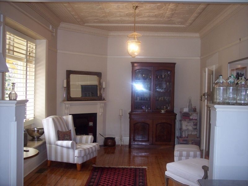 19 Cameron Avenue, Artarmon NSW 2064