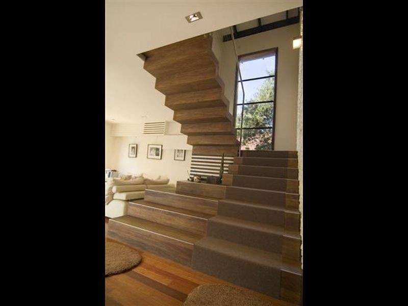 6 Sugarloaf Crescent, Castlecrag NSW 2068