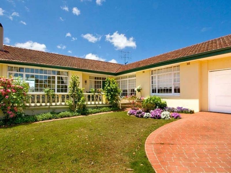 97 Neerim Road, Castle Cove NSW 2069