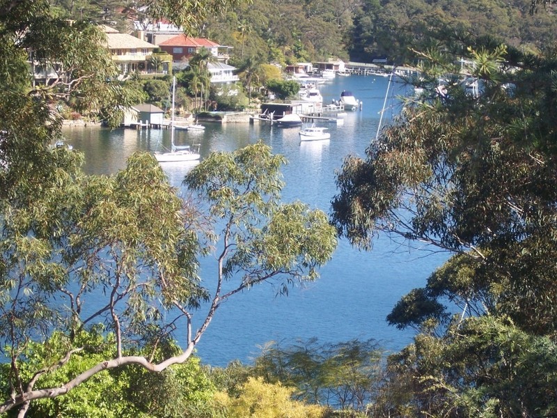 17 Cheyne Walk, Castlecrag NSW 2068