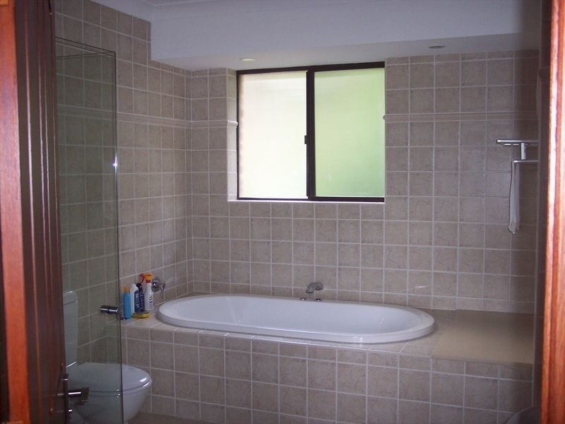 17 Cheyne Walk, Castlecrag NSW 2068