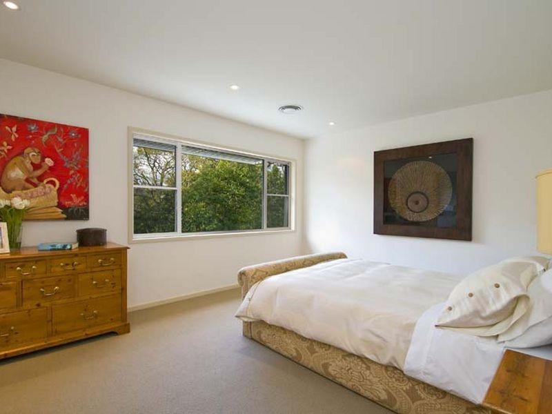 33 Sunnyside Crescent, Castlecrag NSW 2068