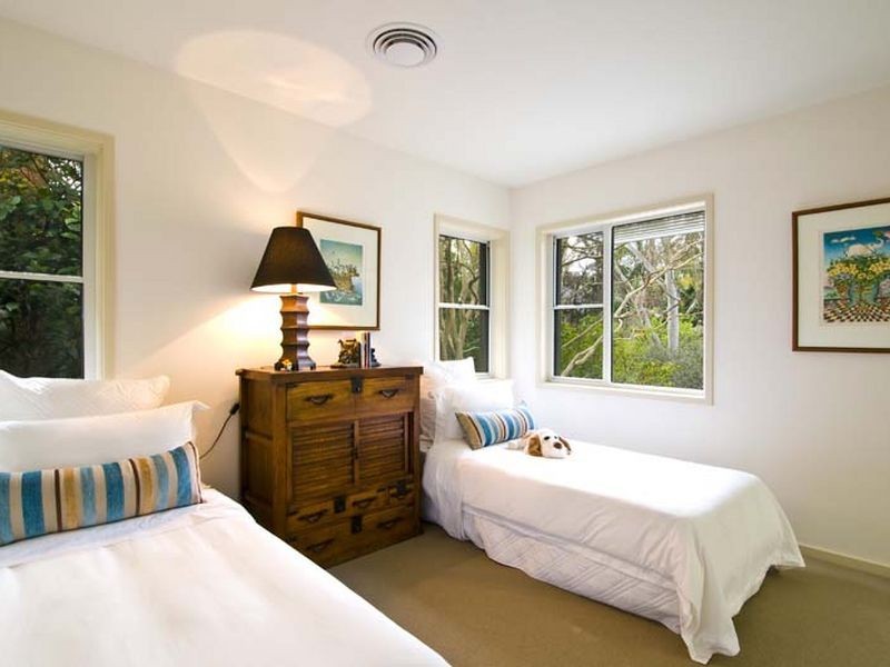 33 Sunnyside Crescent, Castlecrag NSW 2068