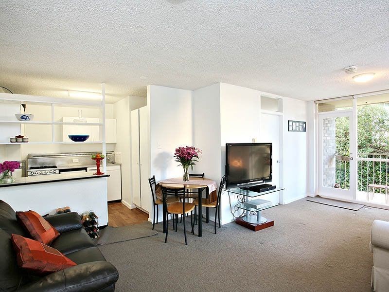 28/2-4 East Crescent Street, Mcmahons Point NSW 2060