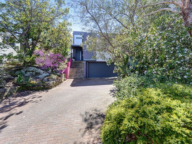 11 The Redoubt, Castlecrag NSW 2068