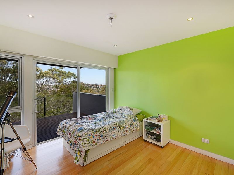 11 The Redoubt, Castlecrag NSW 2068